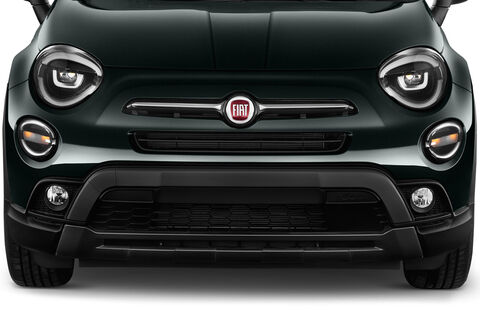 FIAT 500X (Baujahr 2019) City Cross 5 Türen Kühlergrill und Scheinwerfer