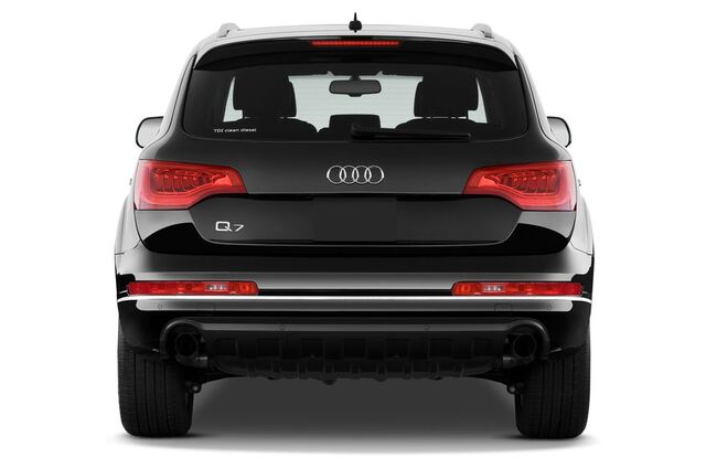 Audi Q7 (Baujahr 2011) - 5 Türen Heckansicht
