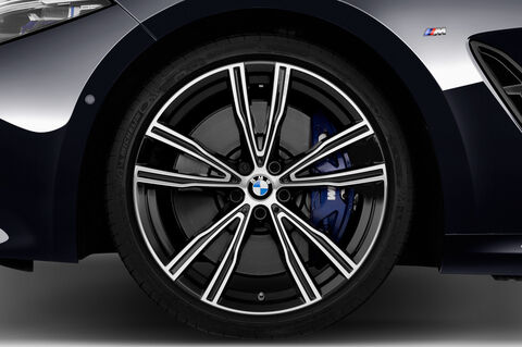 BMW 8 Series (Baujahr 2019) M Performance 2 Türen Reifen und Felge