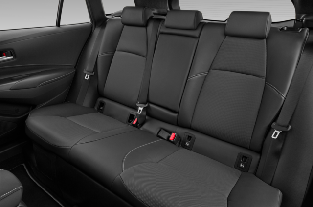 Toyota Corolla Hybrid Touring Sports (Baujahr 2023) Lounge 5 Türen Rücksitze