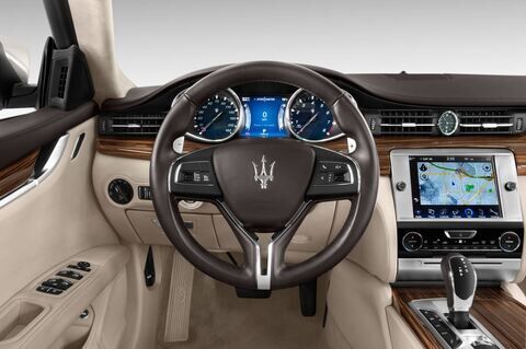 Maserati Quattroporte (Baujahr 2015) S Q4 V6 Awd 4 Türen Lenkrad