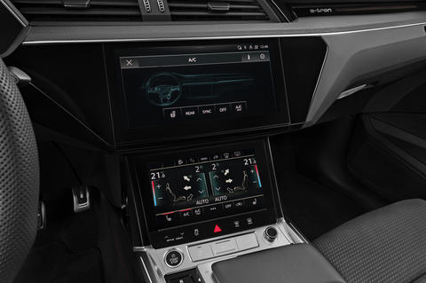 Audi Q8 e-tron Sportback (Baujahr 2023) Advanced 5 Türen Temperatur und Klimaanlage
