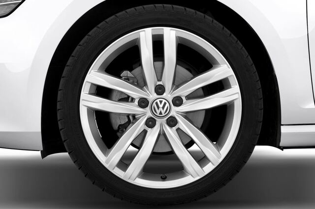 Volkswagen Golf (Baujahr 2013) Highline 3 Türen Reifen und Felge