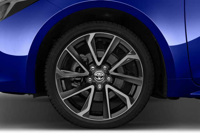 Toyota Corolla Hybrid Touring Sports (Baujahr 2023) Lounge 5 Türen Reifen und Felge