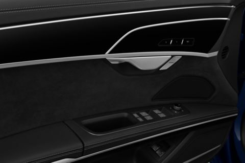 Audi A8 (Baujahr 2022) Base PHEV 4 Türen Bedienungselemente Tür