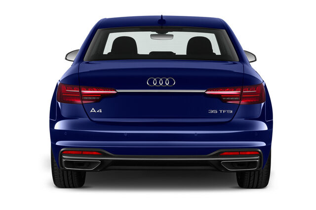 Audi A4 (Baujahr 2020) Advanced 4 Türen Heckansicht