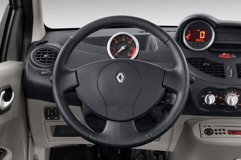 Renault Twingo (Baujahr 2009) GT 3 Türen Lenkrad