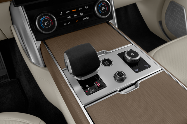 Land Rover Range Rover (Baujahr 2022) First Edition 5 Türen Schalthebel
