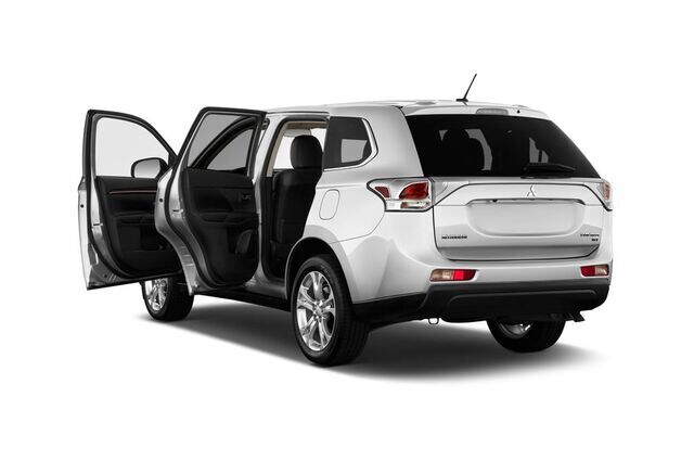 Mitsubishi Outlander (Baujahr 2013) INSTYLE 5 Türen Tür geöffnet