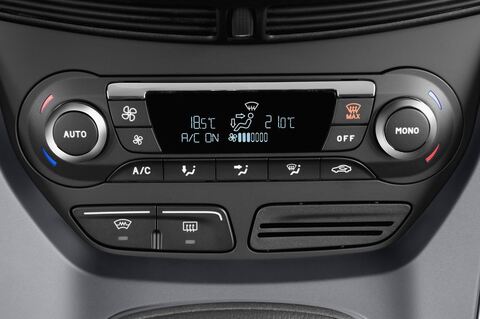 Ford C-Max (Baujahr 2012) Titanium 5 Türen Temperatur und Klimaanlage