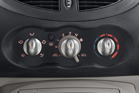 Renault Twingo (Baujahr 2009) GT 3 Türen Temperatur und Klimaanlage