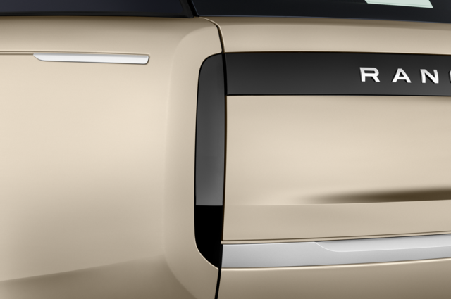 Land Rover Range Rover (Baujahr 2022) First Edition 5 Türen Rücklicht