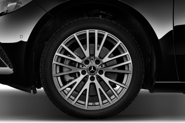 Mercedes B Class Sports Tourer (Baujahr 2022) 250e Progressive Line 5 Türen Reifen und Felge