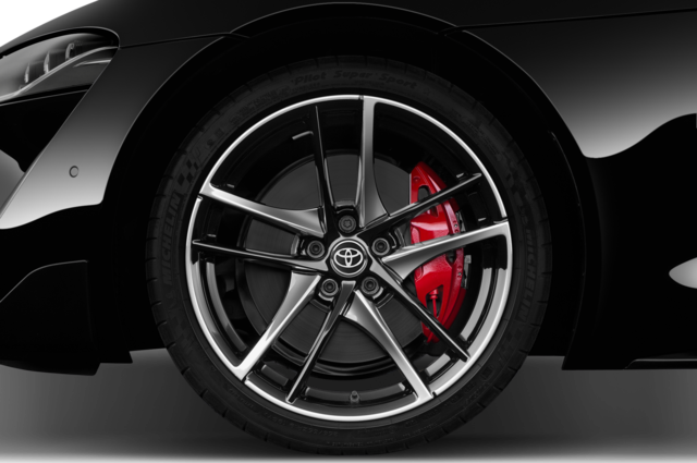 Toyota GR Supra (Baujahr 2021) Pure 5 Türen Reifen und Felge