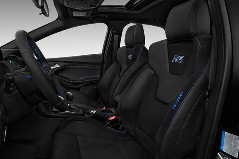 Ford Focus (Baujahr 2017) RS 5 Türen Vordersitze