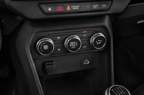 Dacia Jogger (Baujahr 2022) Extreme 5p 5 Türen Temperatur und Klimaanlage