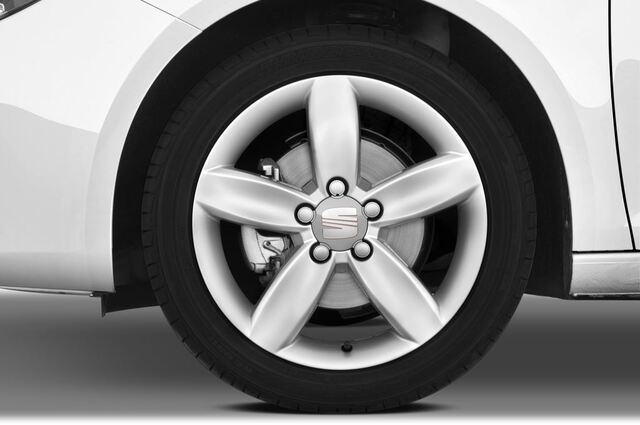 SEAT Leon (Baujahr 2011) Sport 5 Türen Reifen und Felge