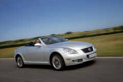 Lexus SC 430: Stiller Abgang