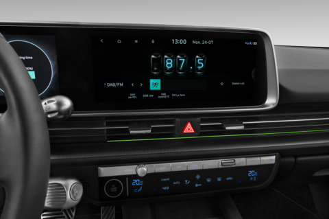 Hyundai Ioniq 6 (Baujahr 2023) Base 4 Türen Radio und Infotainmentsystem