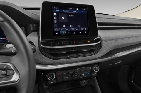 Jeep Compass (Baujahr 2023) Longitude 5 Türen Radio und Infotainmentsystem