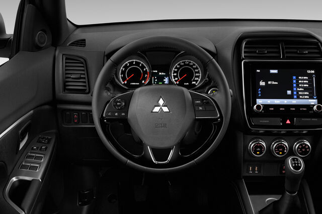 Mitsubishi ASX (Baujahr 2020) Intro Edition 5 Türen Lenkrad
