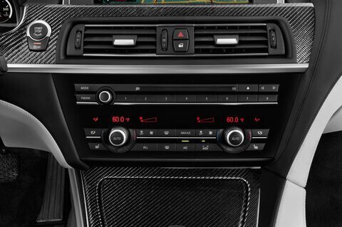 BMW M6 (Baujahr 2017) - 2 Türen Temperatur und Klimaanlage