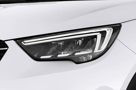 Opel Crossland X (Baujahr 2018) Innovation 5 Türen Scheinwerfer