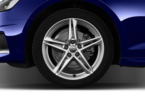 Audi A4 (Baujahr 2020) Advanced 4 Türen Reifen und Felge