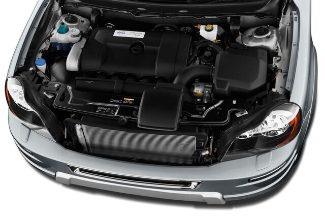 Volvo XC90 (Baujahr 2013) Summum 5 Türen Motor