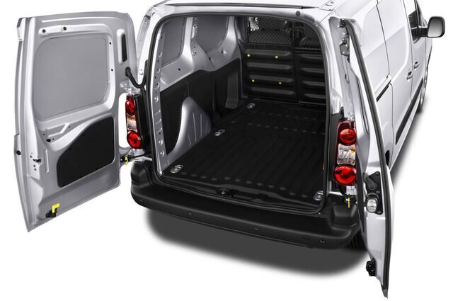 Peugeot Partner (Baujahr 2015) Komfort 4 Türen Kofferraum