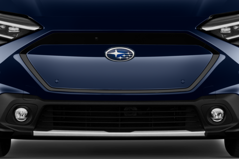 Subaru Solterra EV (Baujahr 2023) Comfort 5 Türen Kühlergrill und Scheinwerfer