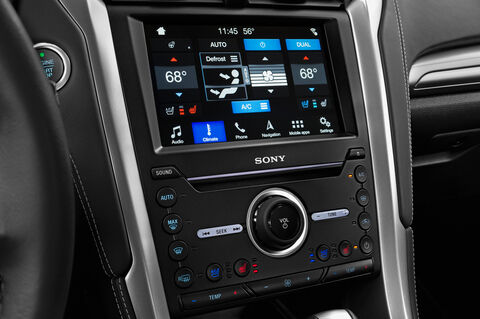 Ford Mondeo (Baujahr 2020) Vignale 4 Türen Temperatur und Klimaanlage