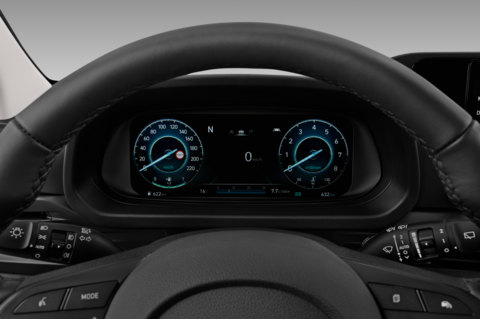 Hyundai i20 (Baujahr 2021) Prime 5 Türen Tacho und Fahrerinstrumente