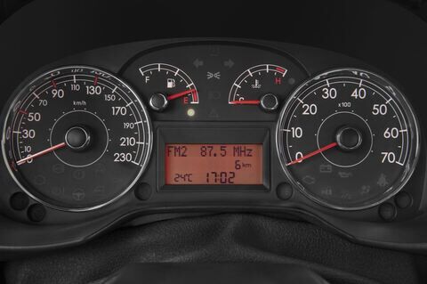 FIAT Punto (Baujahr 2009) - 5 Türen Tacho und Fahrerinstrumente