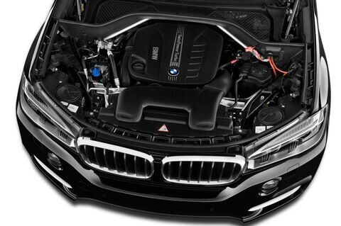 BMW X5 (Baujahr 2014) xDrive30d 5 Türen Motor