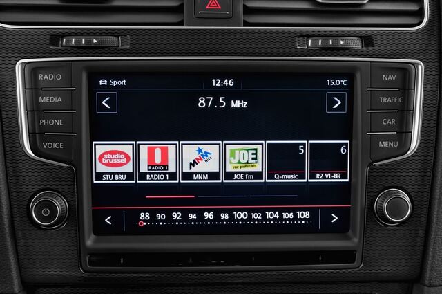 Volkswagen Golf (Baujahr 2015) GTI 2Wd AT 5 Türen Radio und Infotainmentsystem