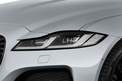 Jaguar XF Sportbrake (Baujahr 2021) R-Dynamic S 5 Türen Scheinwerfer