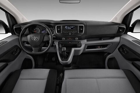 Toyota Proace Verso (Baujahr 2017) - 5 Türen Cockpit und Innenraum
