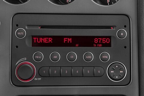 Alfa Romeo 159 (Baujahr 2011) - 5 Türen Radio und Infotainmentsystem