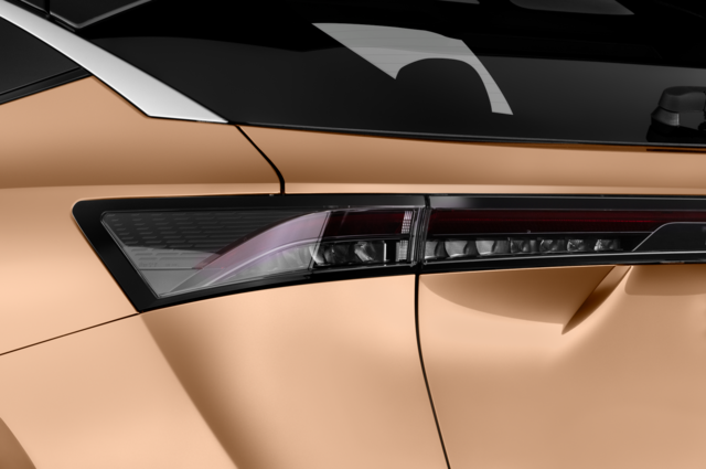 Nissan Ariya EV (Baujahr 2022) Evolve Pack 5 Türen Rücklicht