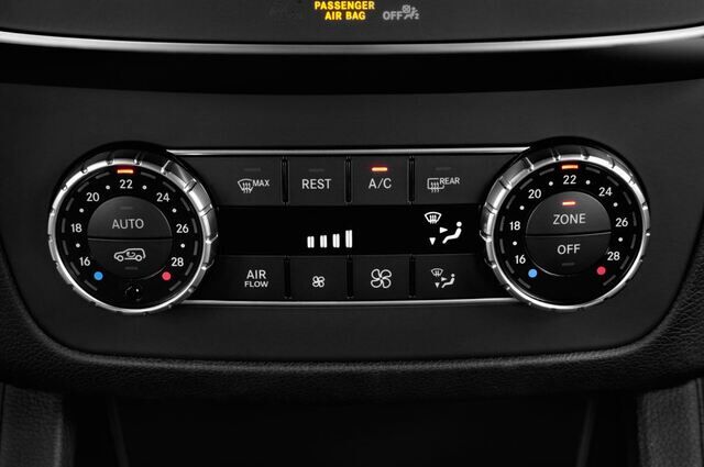 Mercedes GLE (Baujahr 2016) AMG Line 5 Türen Temperatur und Klimaanlage
