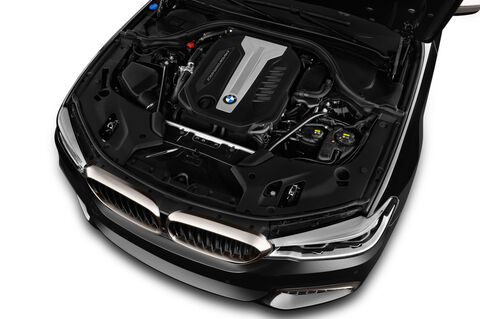 BMW 5 Series (Baujahr 2018) - 4 Türen Motor