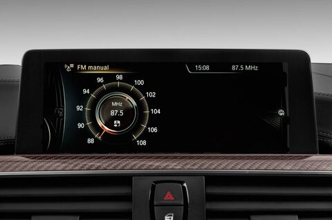 BMW M4 (Baujahr 2016) - 2 Türen Radio und Infotainmentsystem