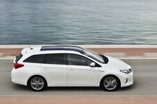 Toyota Auris Touring Sport - Jetzt auch mit großer Klappe (Vorabber...