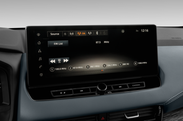 Nissan Qashqai (Baujahr 2022) EV N-Connecta 5 Türen Radio und Infotainmentsystem