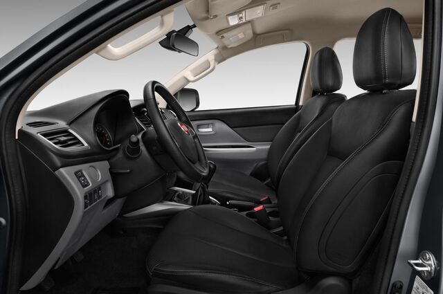 FIAT Fullback (Baujahr 2017) LX 4 Türen Vordersitze