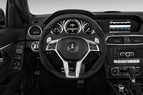 Mercedes C-Class (Baujahr 2013) AMG 4 Türen Lenkrad