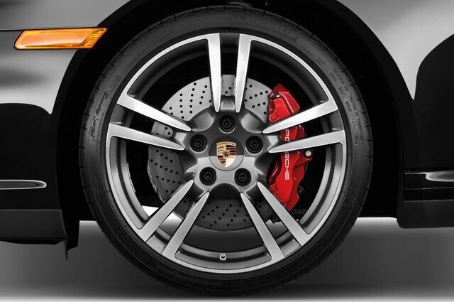 Porsche 911 Turbo (Baujahr 2012) - 2 Türen Reifen und Felge