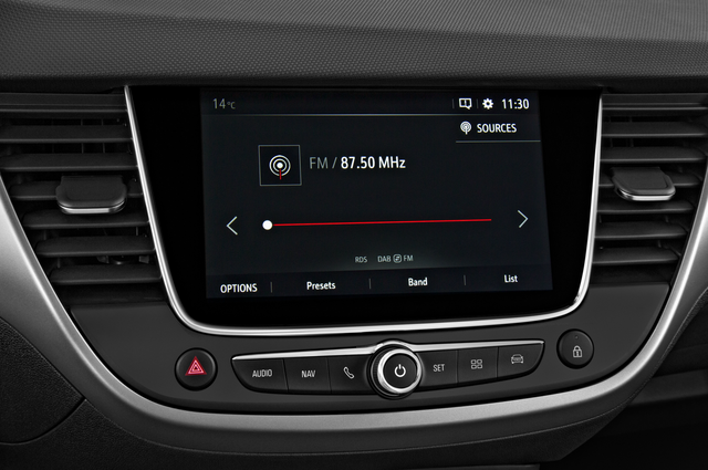 Opel Crossland (Baujahr 2021) Edition 5 Türen Radio und Infotainmentsystem
