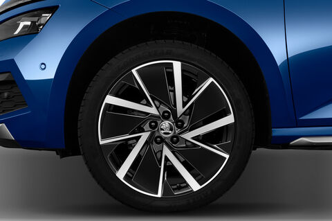 Skoda Kamiq (Baujahr 2020) Style 5 Türen Reifen und Felge